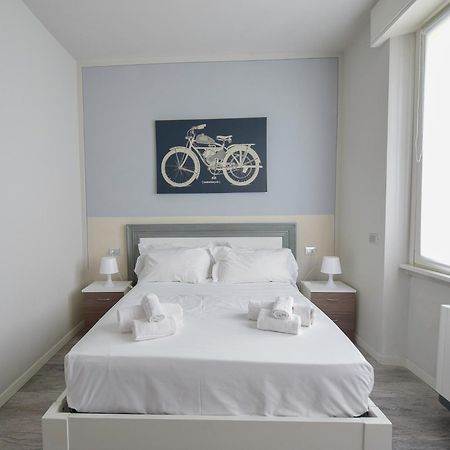 Villa Caterina Apartments By Wonderful Italy Desenzano del Garda Kültér fotó