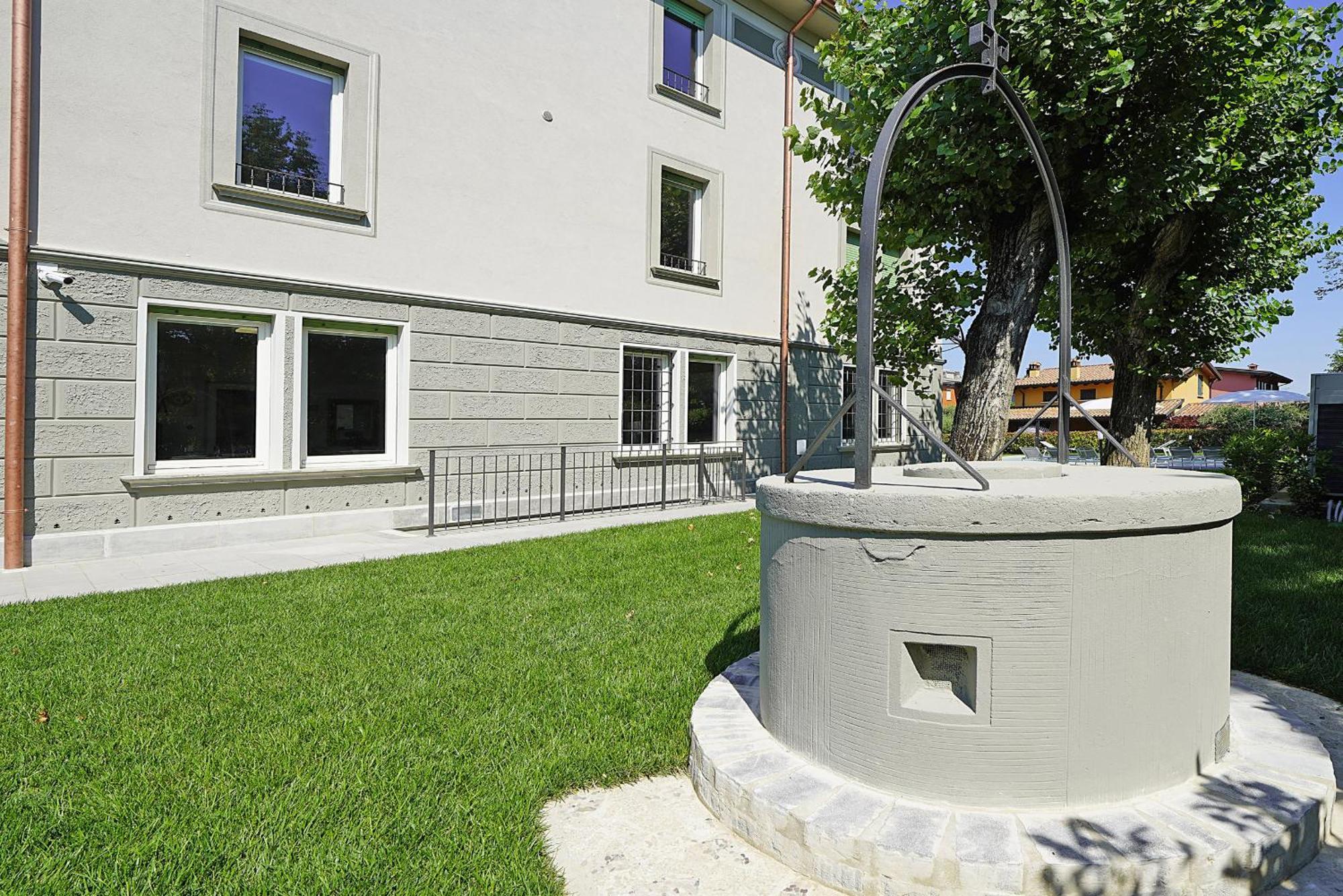 Villa Caterina Apartments By Wonderful Italy Desenzano del Garda Kültér fotó