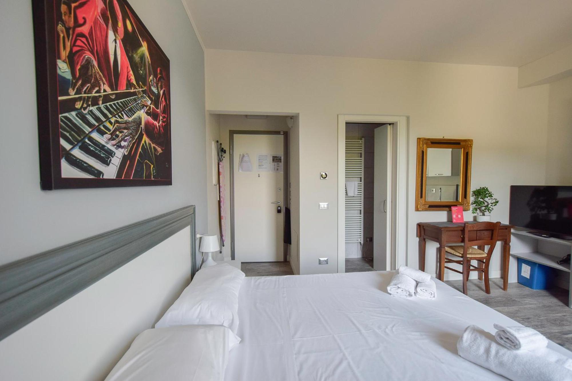 Villa Caterina Apartments By Wonderful Italy Desenzano del Garda Kültér fotó