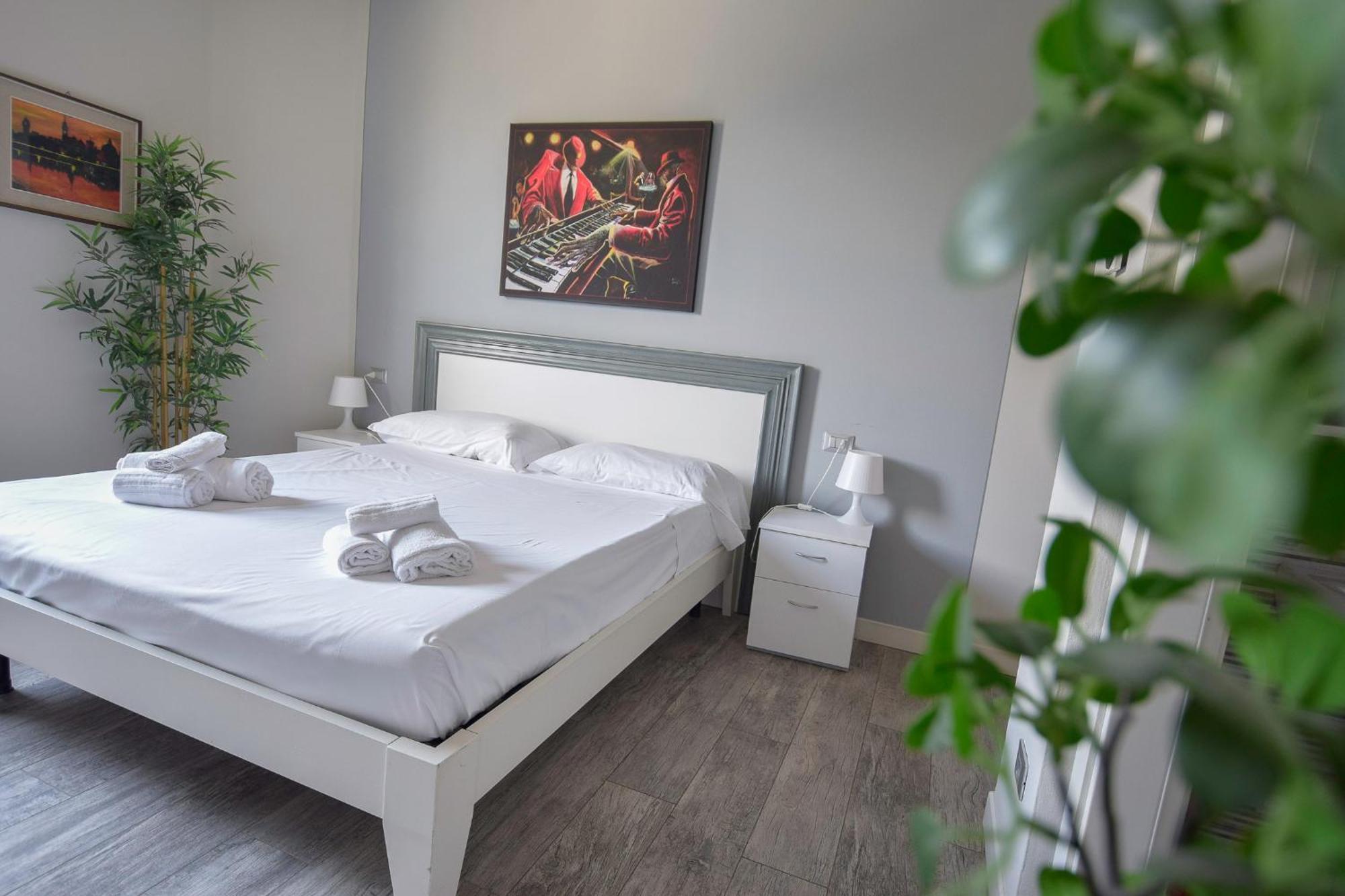 Villa Caterina Apartments By Wonderful Italy Desenzano del Garda Kültér fotó