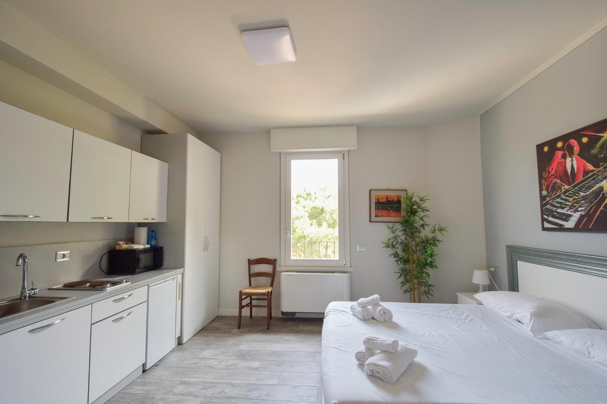 Villa Caterina Apartments By Wonderful Italy Desenzano del Garda Kültér fotó